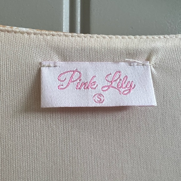 Pink Lily golden yellow floral bodysuit - Picture 8 of 16